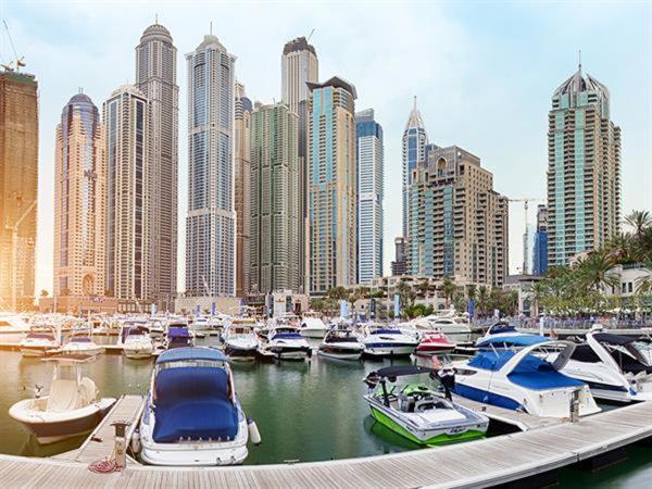 Hostel Pirates Bay Dubai Exterior foto